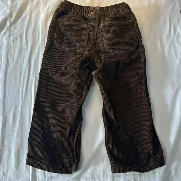 GAP - 2 piece toddler outfit/set.  Size 2 - Picture 7 of 7
